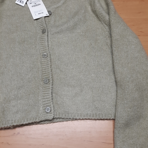 Zara Cropped Sweater - Picture 5 of 10